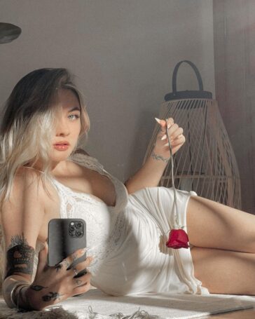 nicole bonet nude pics