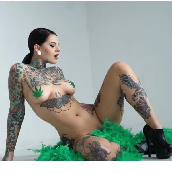 Heidi Lavon naked photos