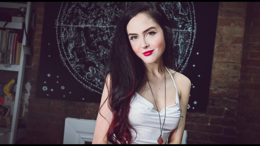 Maren Altman naked photos