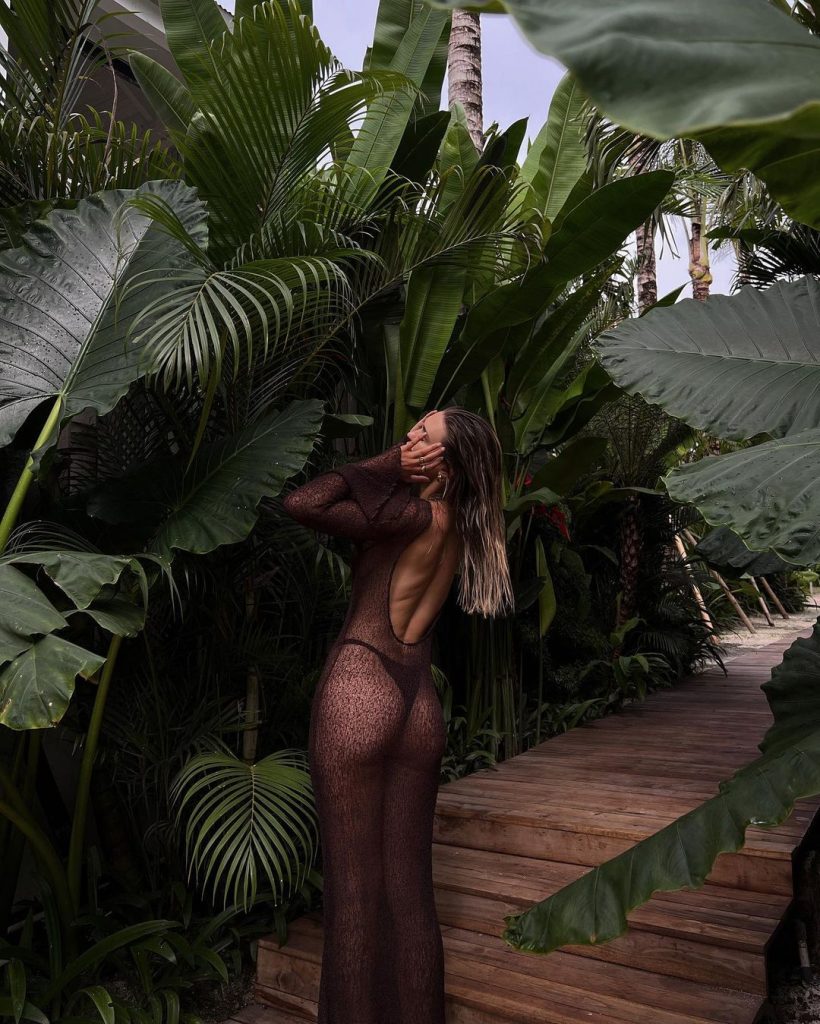 Shani Grimmond ass