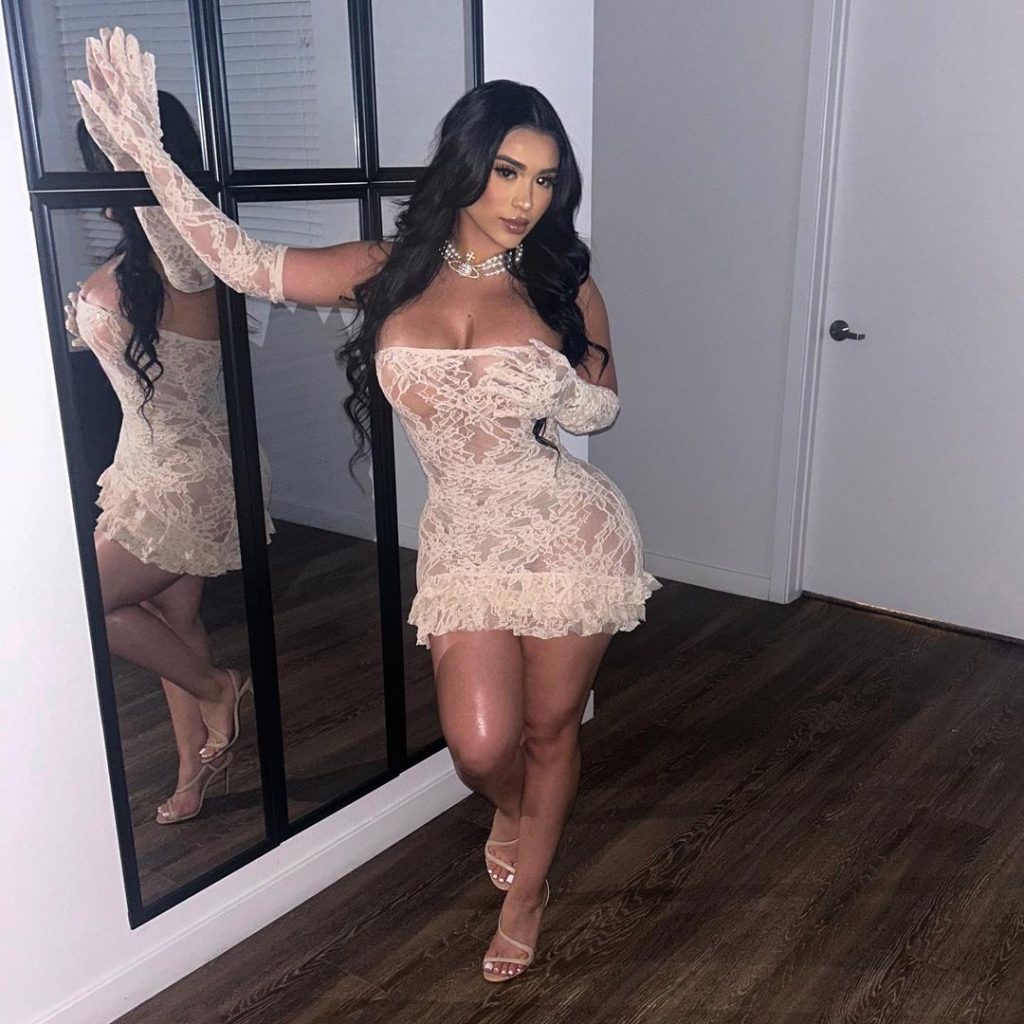 Samantha Lopez big boobs naked