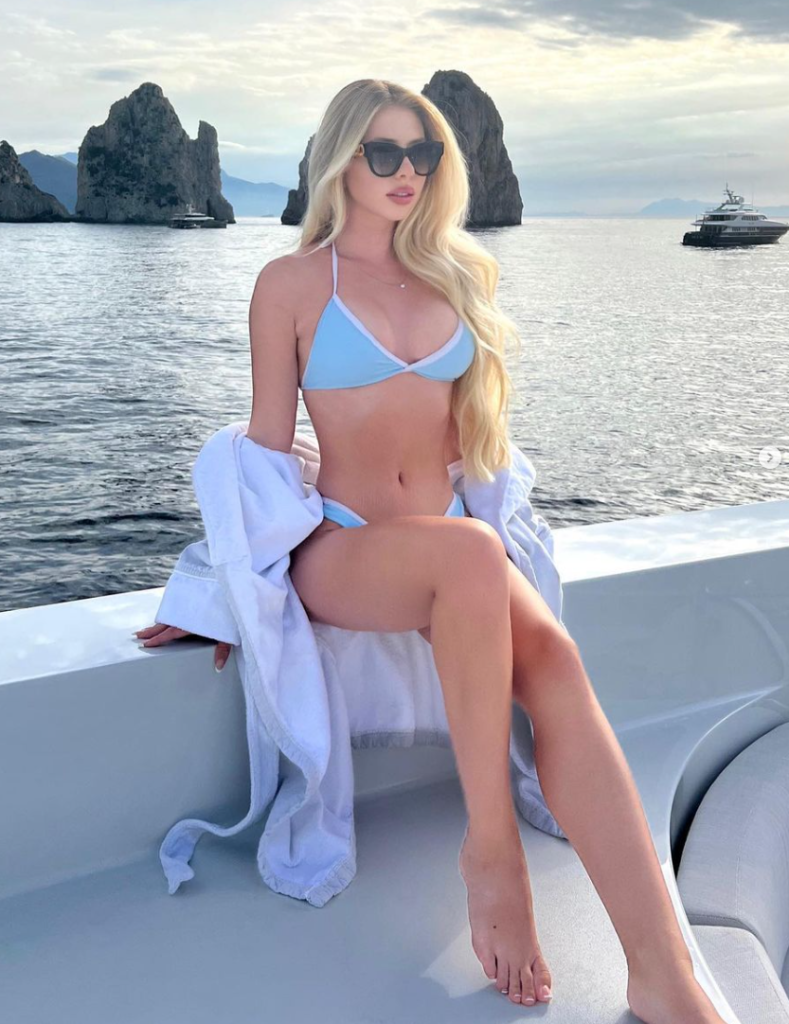 californian blonde girl