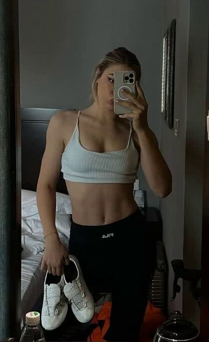 Jutta Leerdam porn video