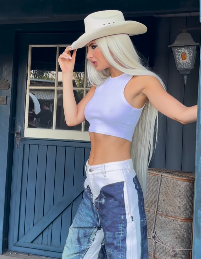 Lilly Palmer sexy