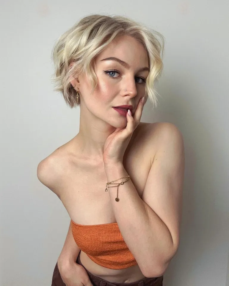 Kris Collins hot pics