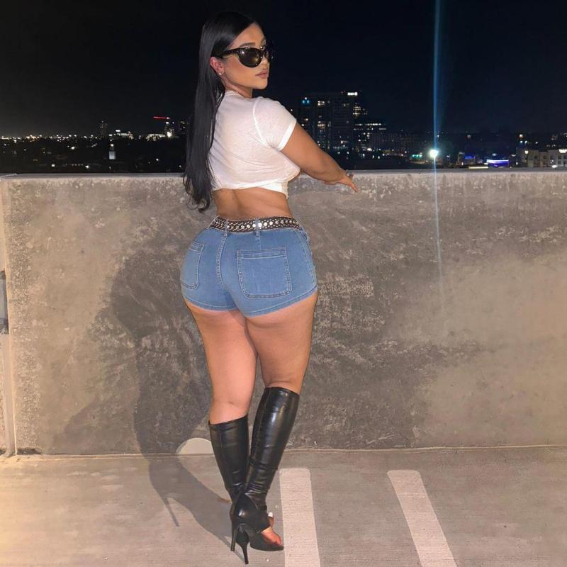 Samantha Lopez big booty nudes