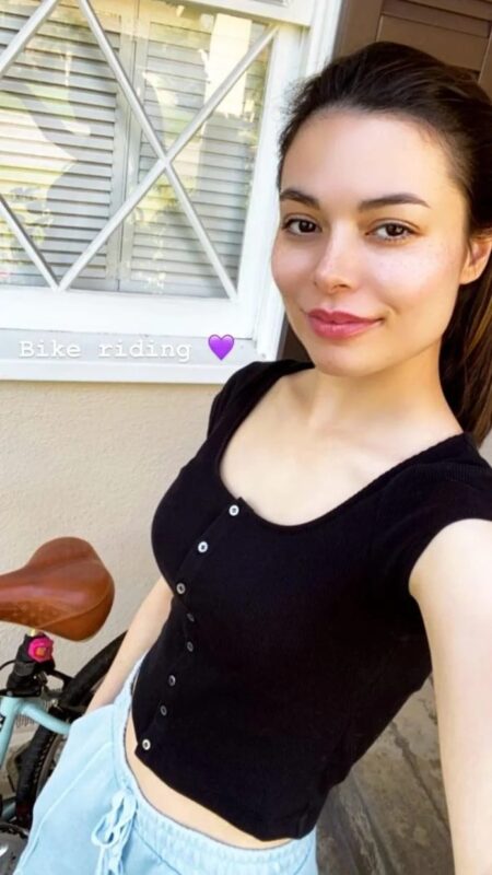 Miranda Cosgrove Leaked Nudes