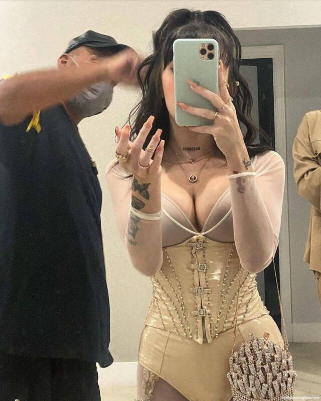 Nicki Nicole Naked Pics