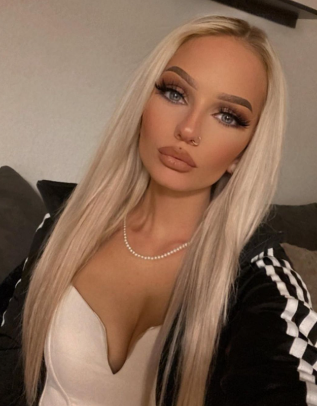 Jessica RNB nackt auf unzensierten fotos